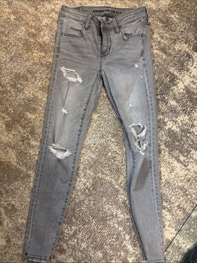 American Eagle Outfitters Gray Distressed Skinny Jeans - Ripped Detail